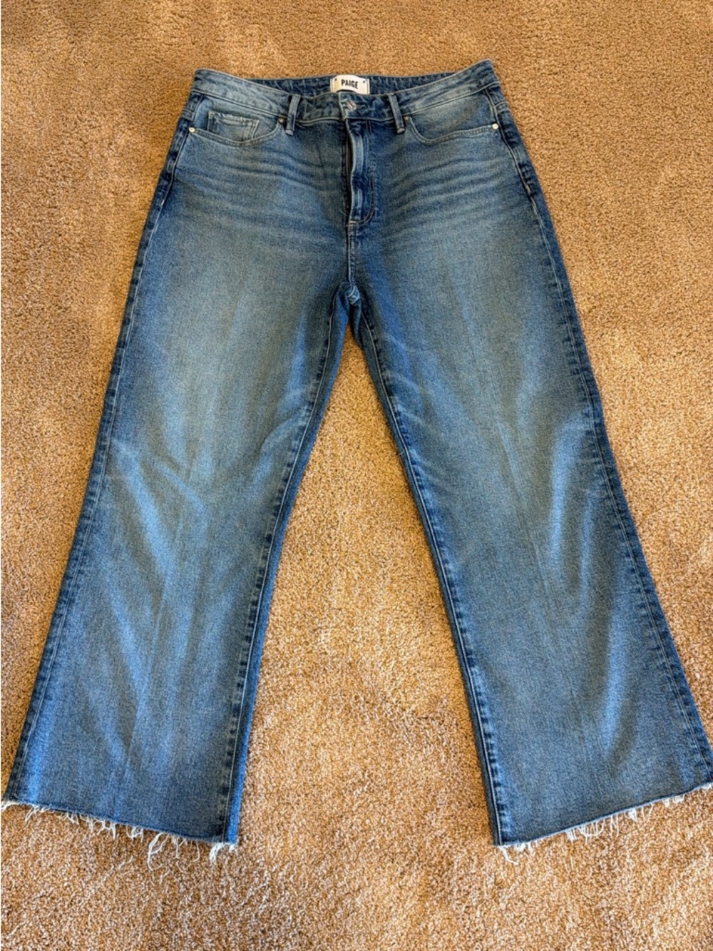 PAIGE Leenah ankle jeans. Size 31. Like new